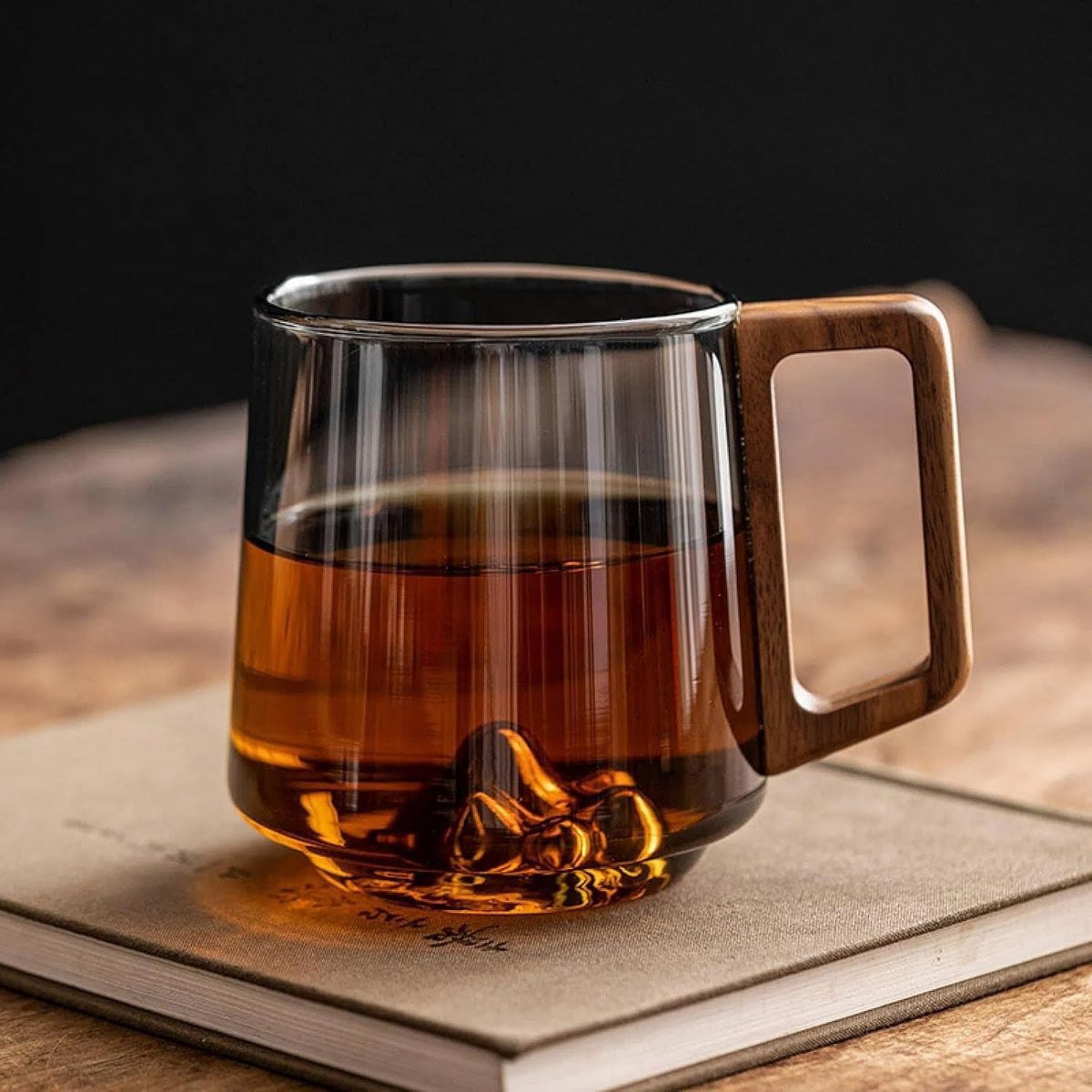 Retro Mountain Embossed Glass Coffee Mug 450ml, Heatproof Cup with Wooden Handle