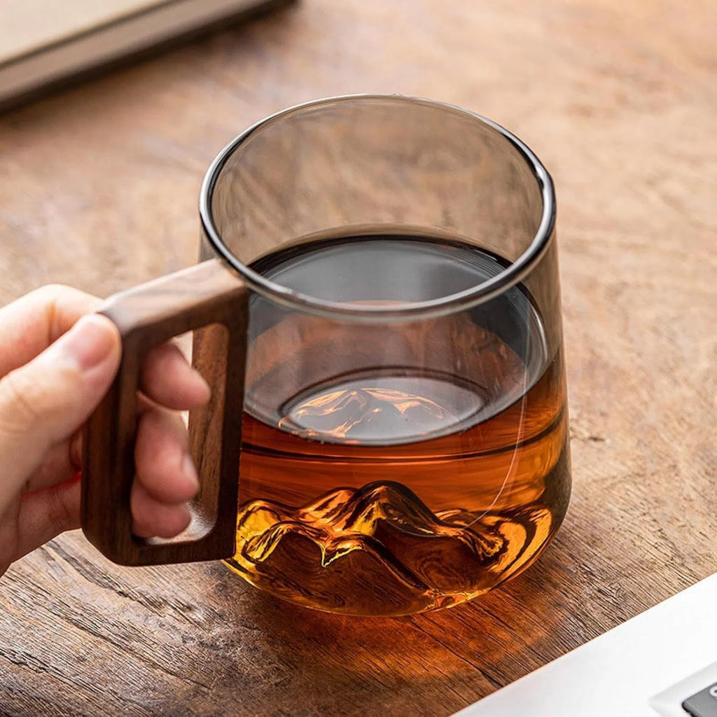 Retro Mountain Embossed Glass Coffee Mug 450ml, Heatproof Cup with Wooden Handle